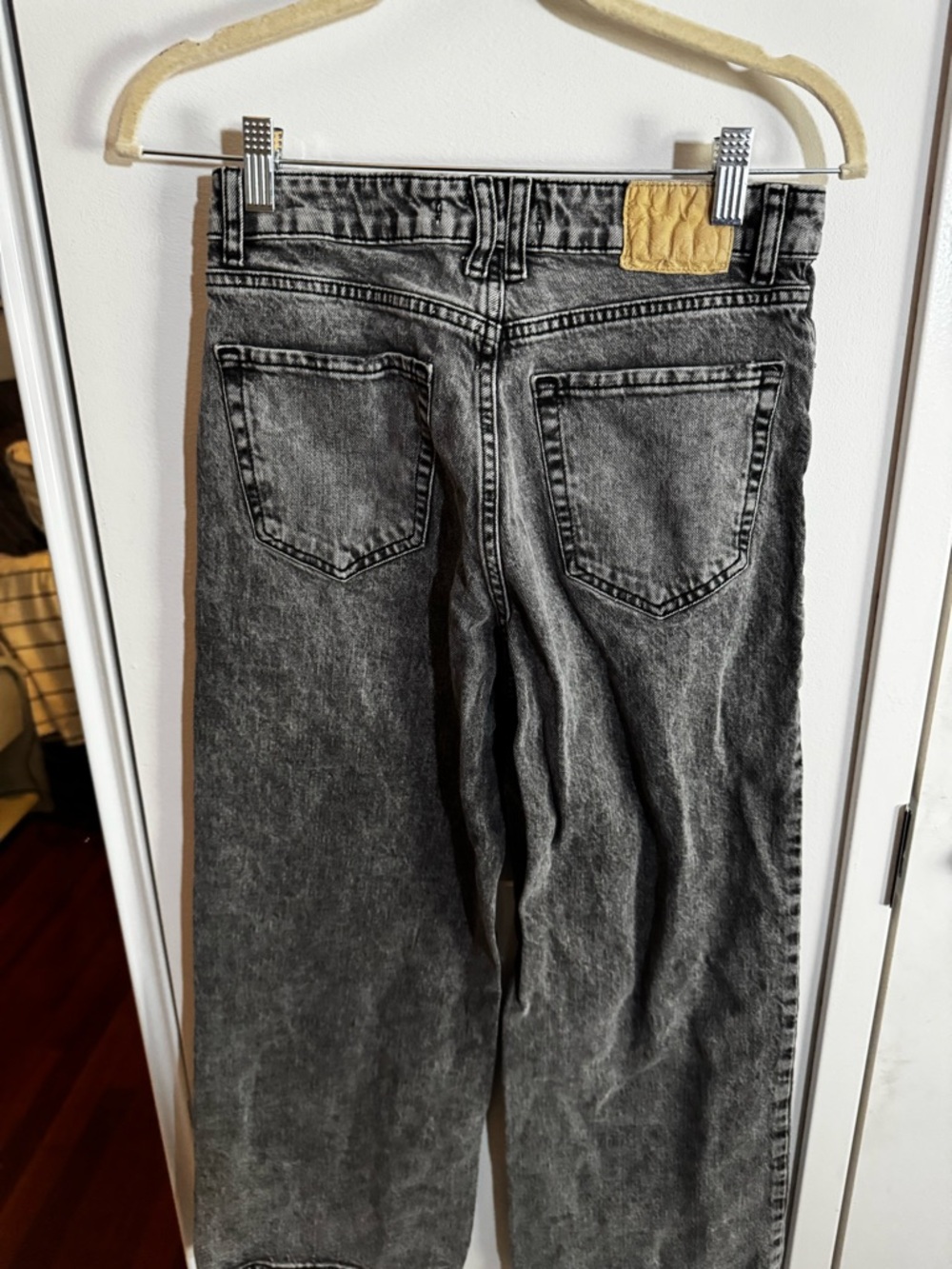 Zara Washed Black Cropped Wide-Leg Cropped Jeans - Picture 6 of 6